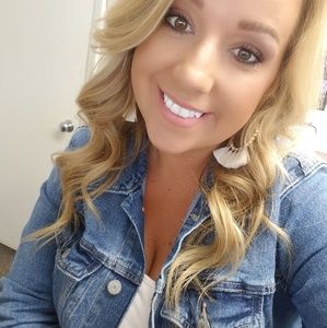 Meet your Posher, Brittany